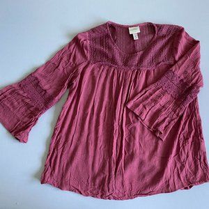 Knox Rose Flare Sleeve Blouse